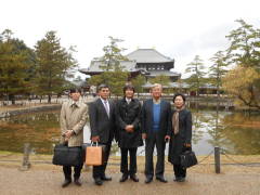 東大寺にて