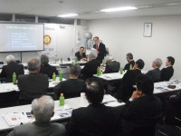 講義の模様（プロジェクタ使用）