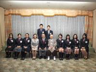 坂本ガバナー・北河原ガバナーエレクト委員長そして派遣学生達9名（1人欠席）