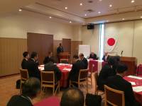 司会は伊庭委員