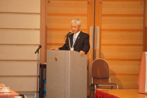 司会 副幹事長予定者福田　治夫